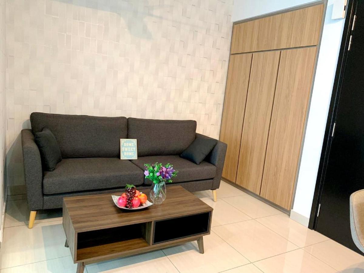 Almas Suites Puteri Harbour Nusajaya  Bagian luar foto