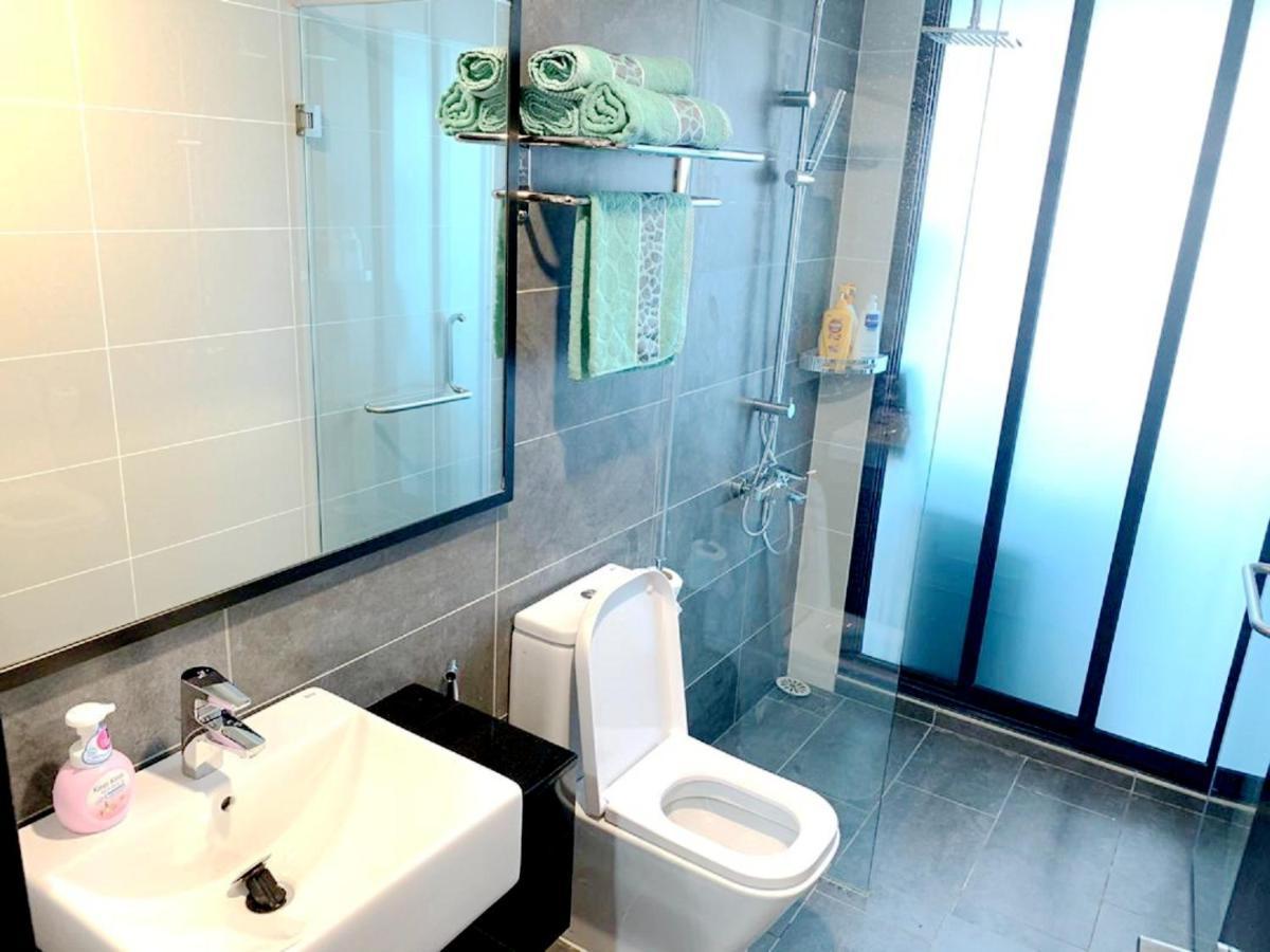 Almas Suites Puteri Harbour Nusajaya  Bagian luar foto