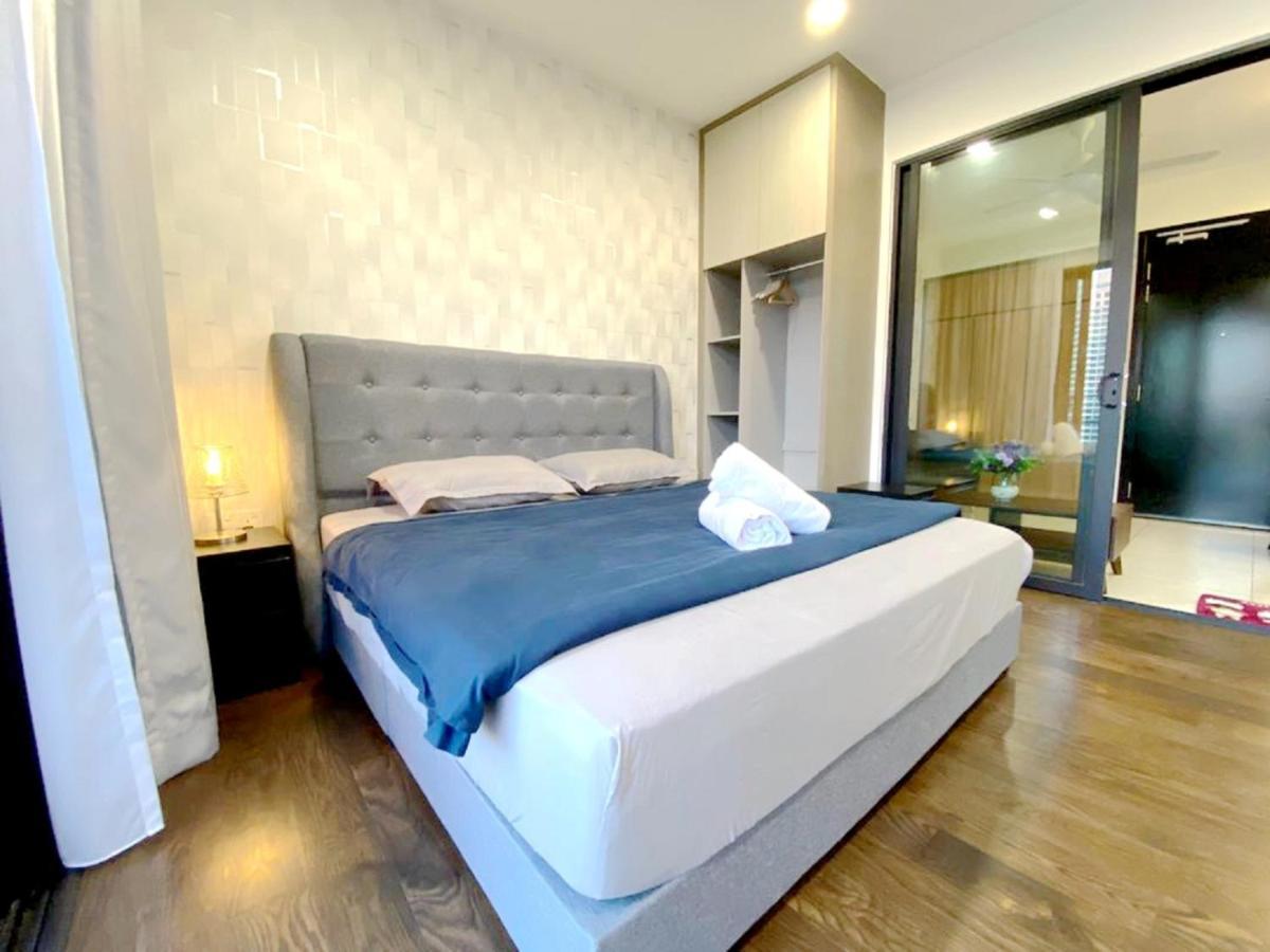 Almas Suites Puteri Harbour Nusajaya  Bagian luar foto